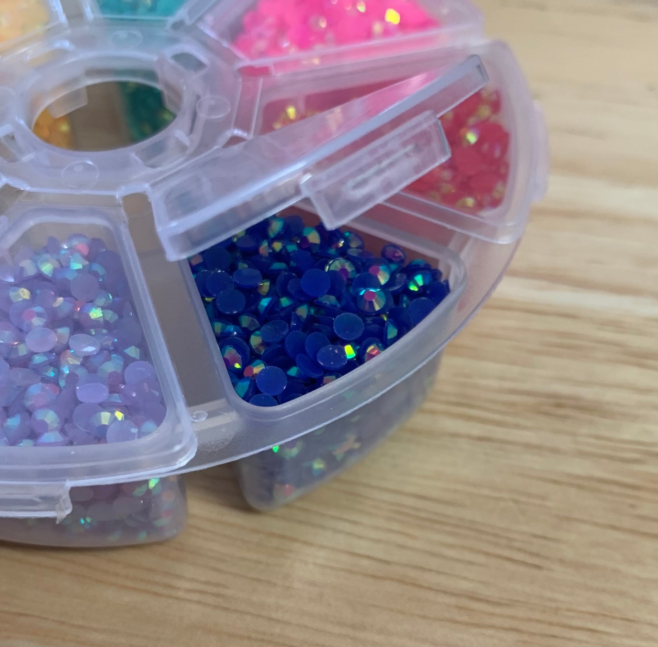8pc Round Storage Container Full of BRIGHT JELLY AB RHINESTONES
