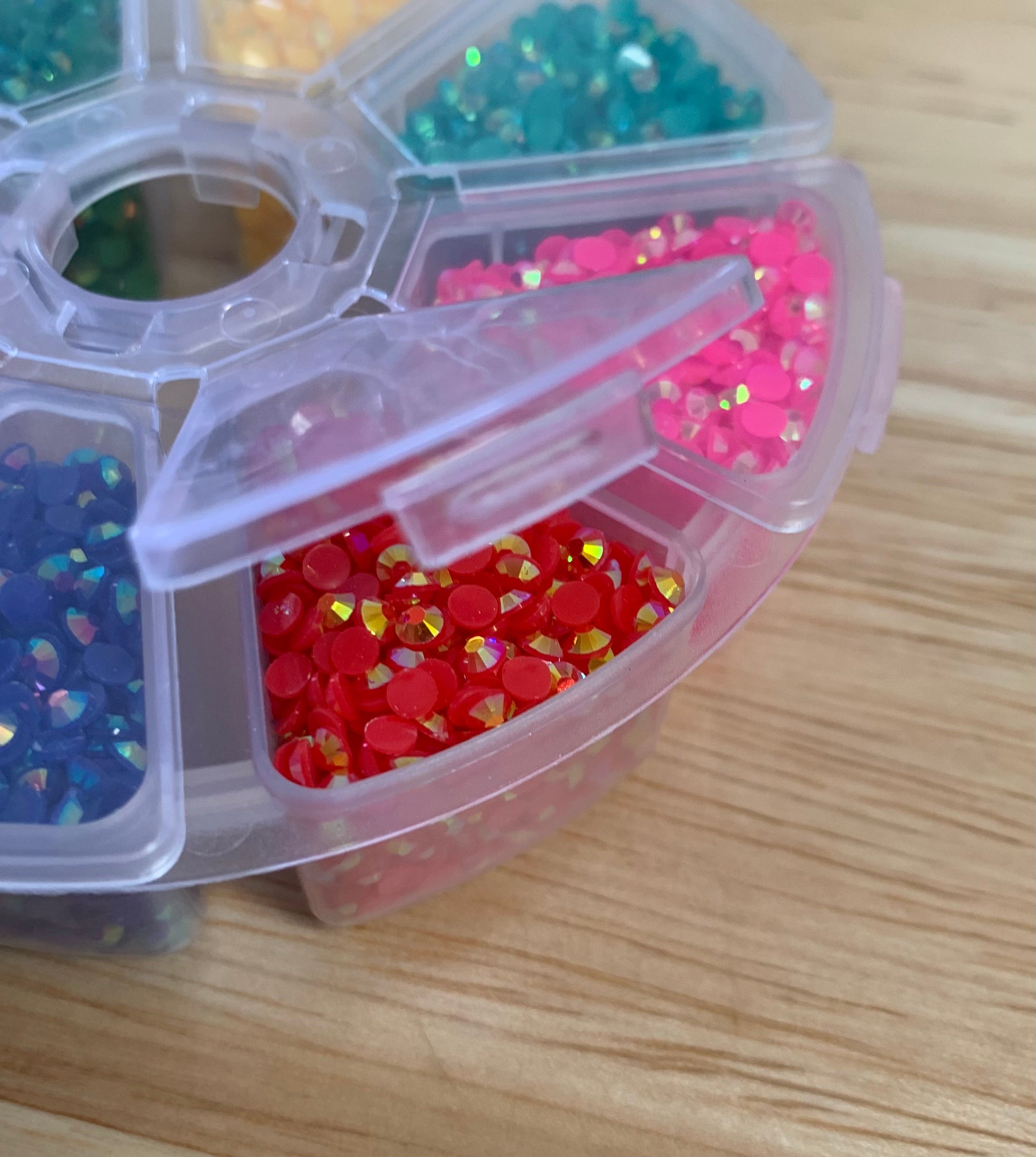 8pc Round Storage Container Full of BRIGHT JELLY AB RHINESTONES