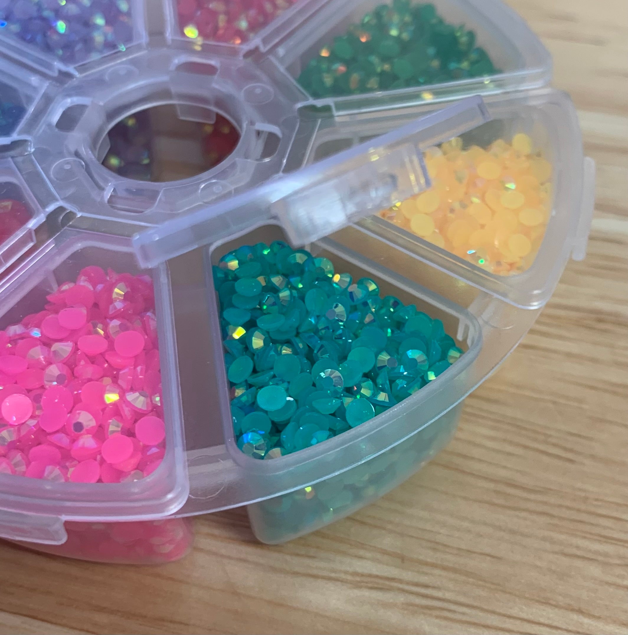 8pc Round Storage Container Full of BRIGHT JELLY AB RHINESTONES