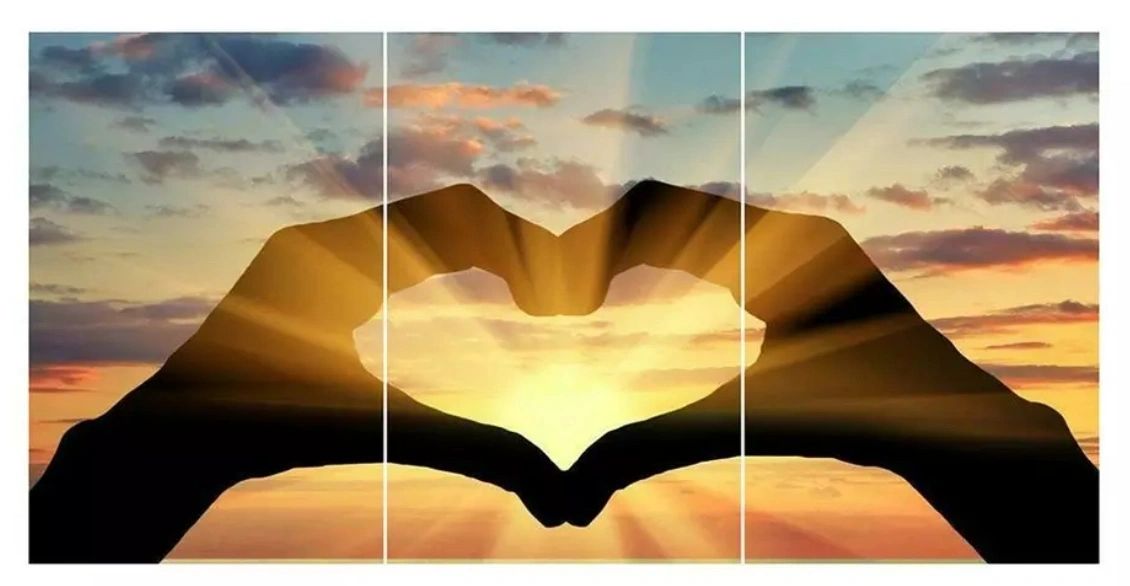 3 Panel SUNRISE IN LOVING HANDS - Full Round Drill Diamond Painting