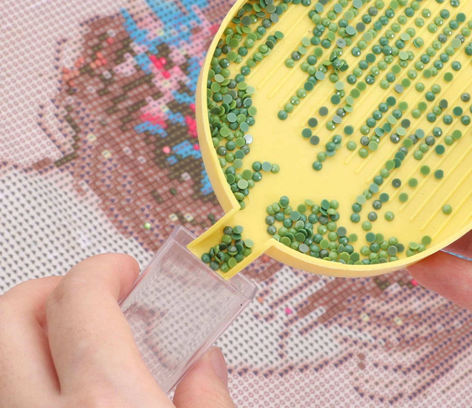 LEAF SHAPED Diamond Painting Tray with Spout