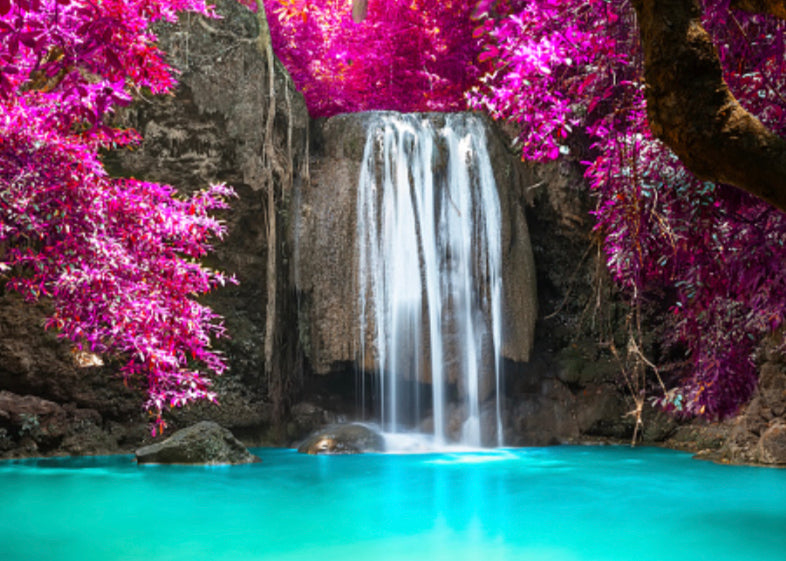 BEAUTIFUL WATERFALL INTO THE BLUE LAKE  - Full Drill Diamond Painting - 60cm x 40cm