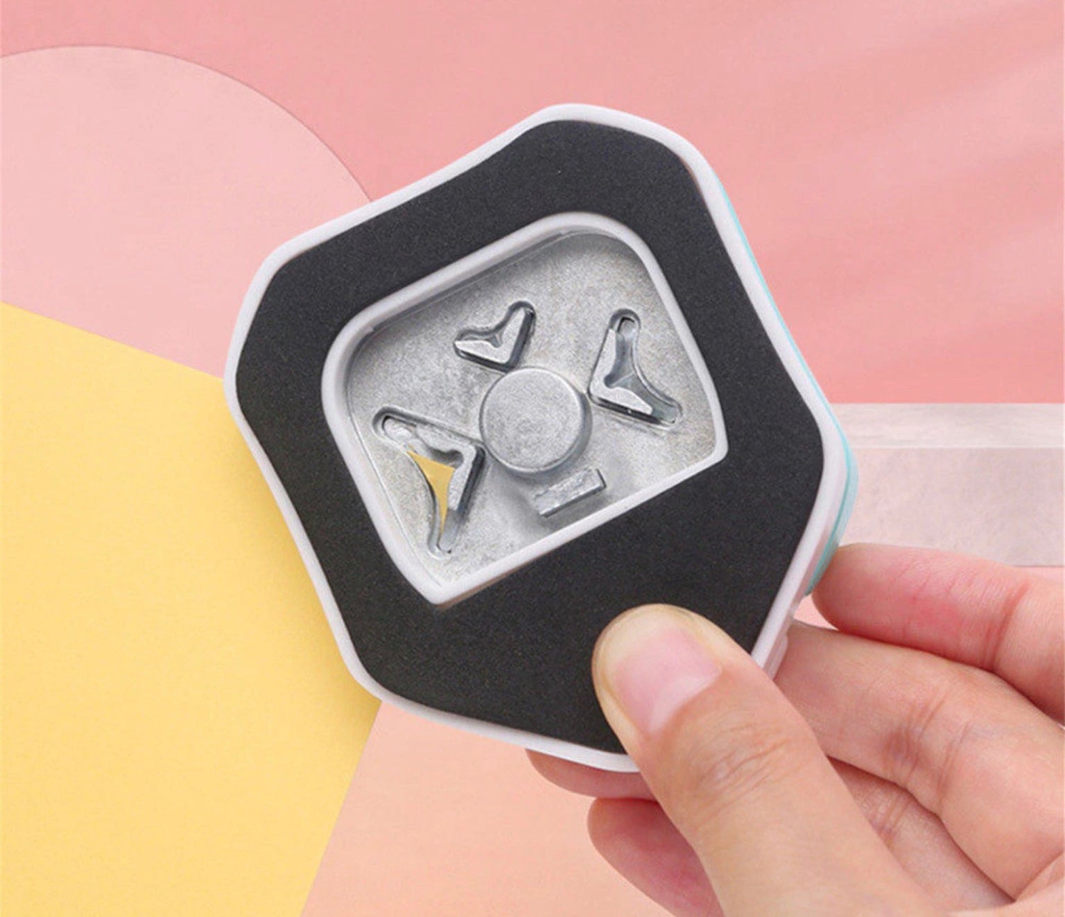 3-WAY CORNER PUNCH